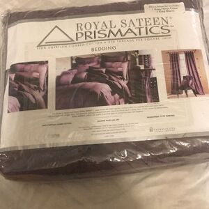 Royal Sateen Prismatics King Bedding Set